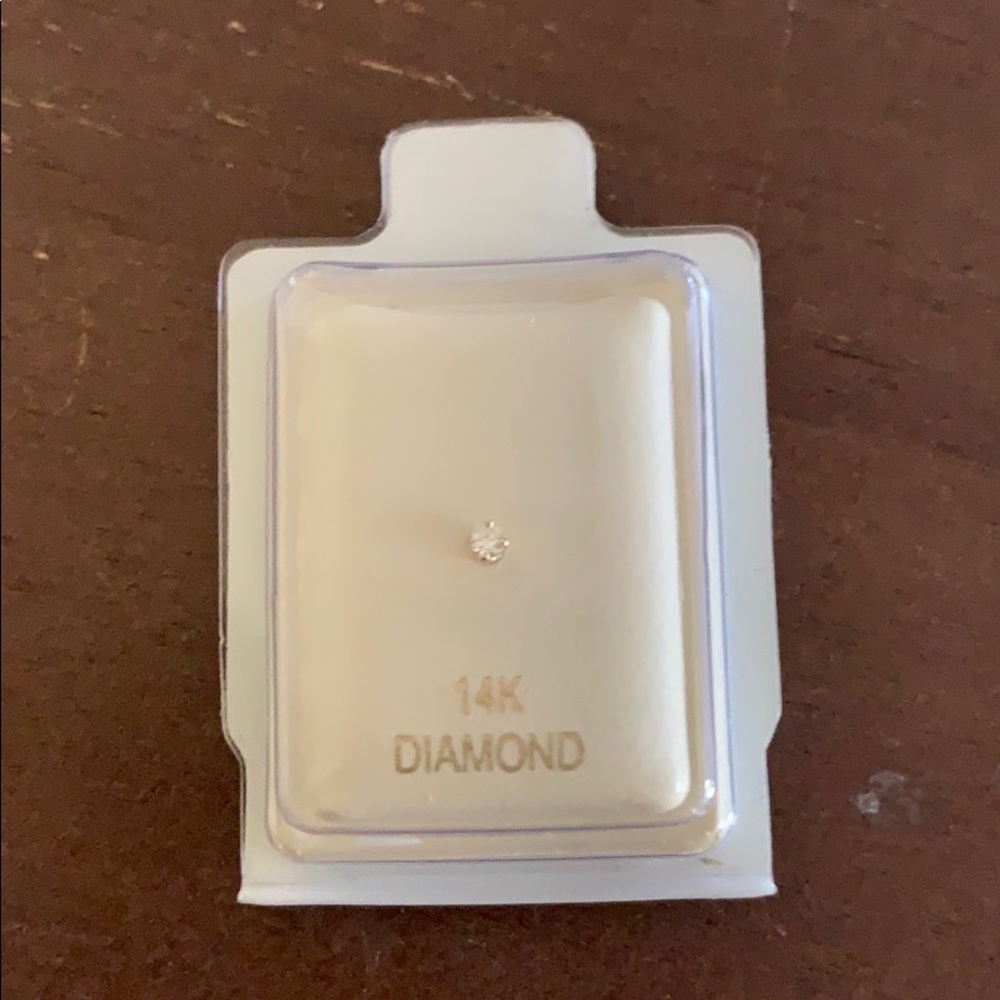 14k Nose Ring/diamond